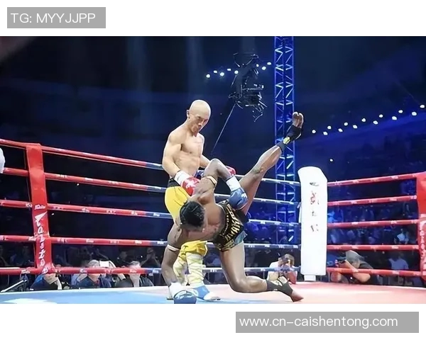 一龙与重口味的巅峰对决谁能在搏击场上笑到最后 一龙与重口味的巅峰对决谁能在搏击场上笑到最后